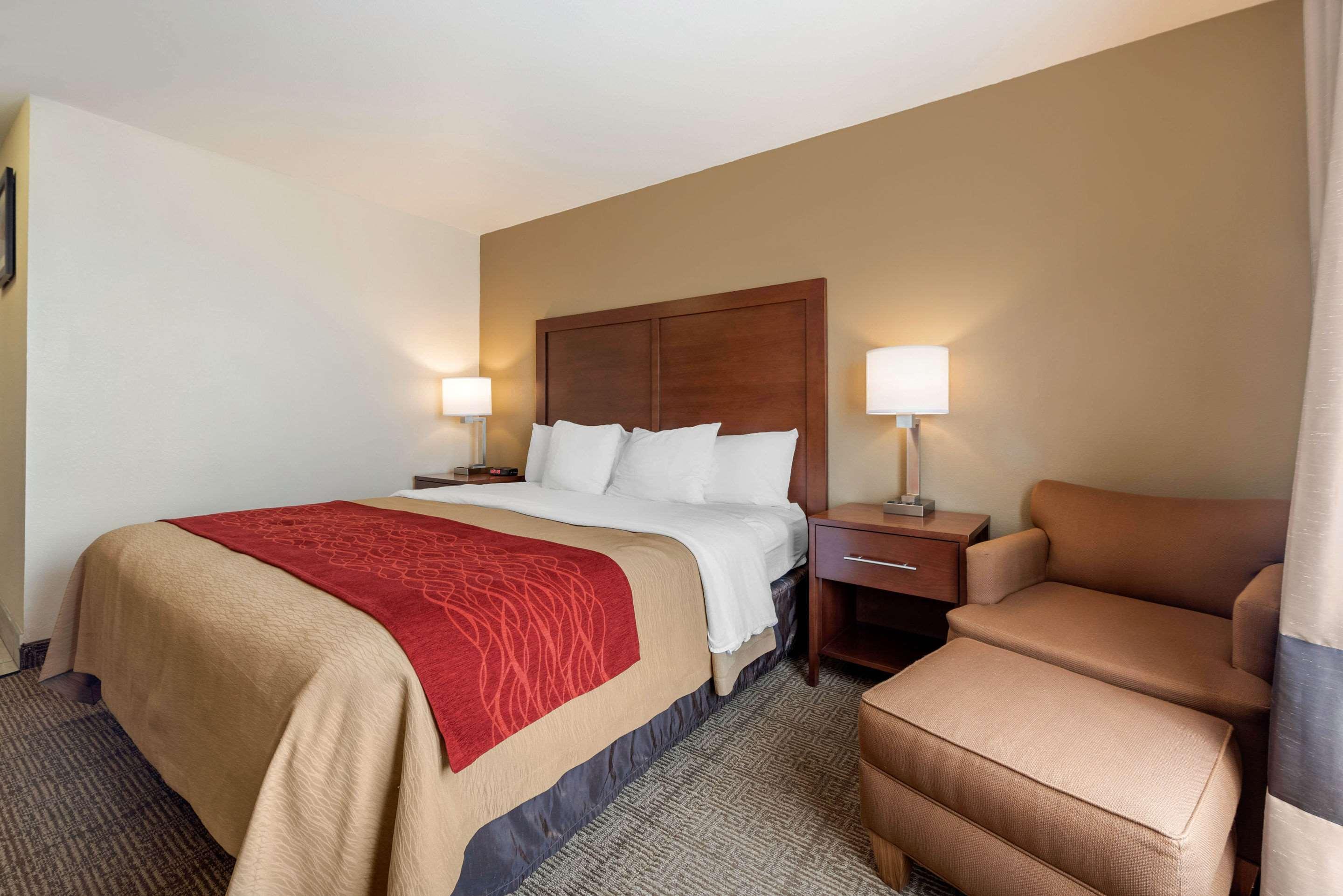 Comfort Inn Лимон Экстерьер фото