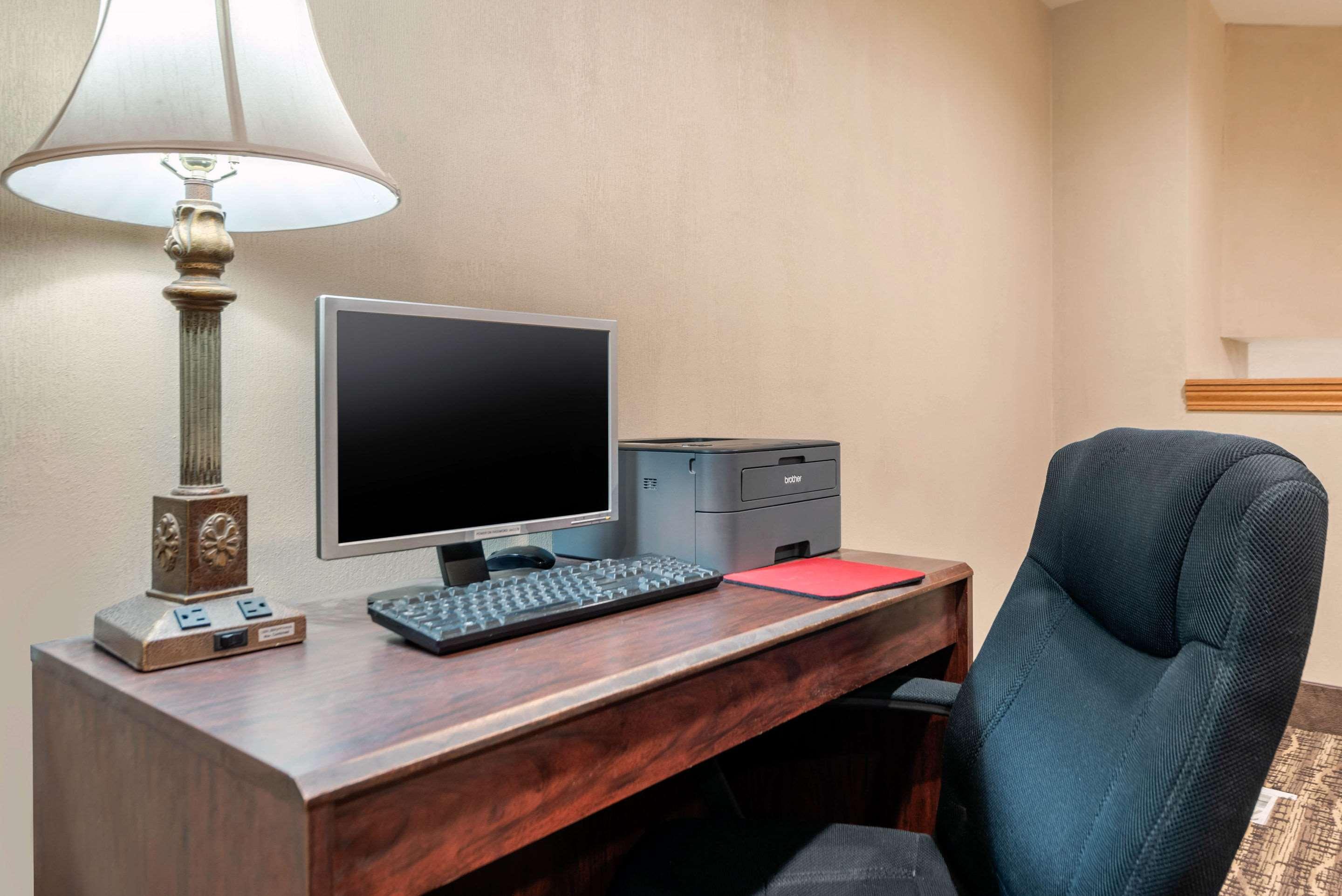 Comfort Inn Лимон Экстерьер фото