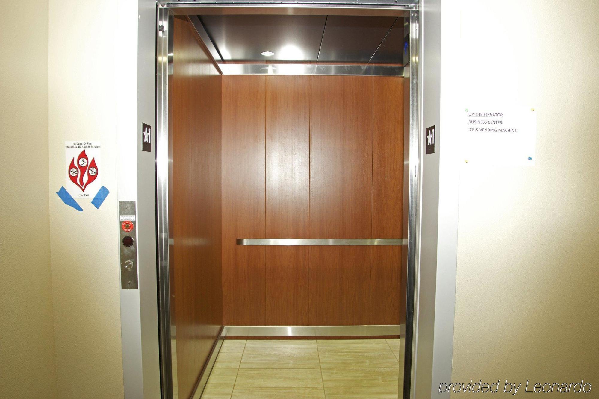 Comfort Inn Лимон Экстерьер фото